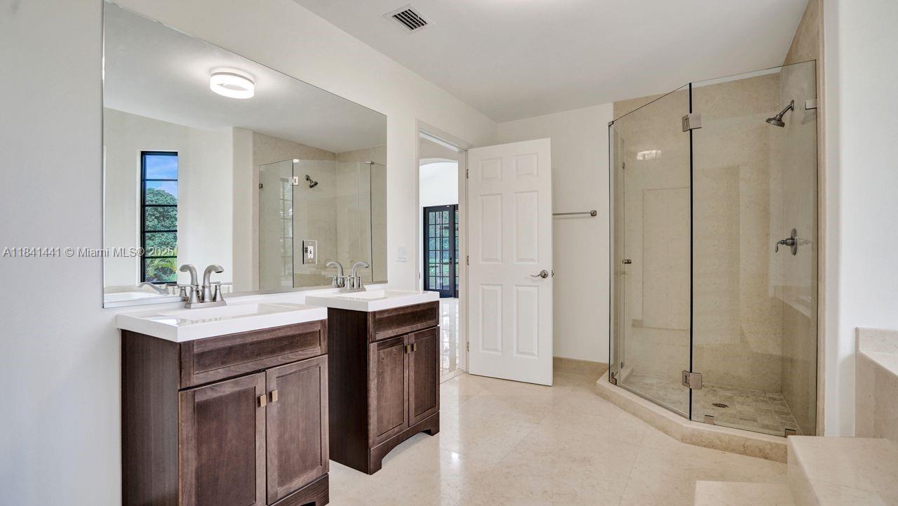 FLAMINGO GROVES - Residential