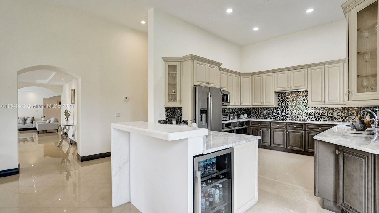 FLAMINGO GROVES - Residential