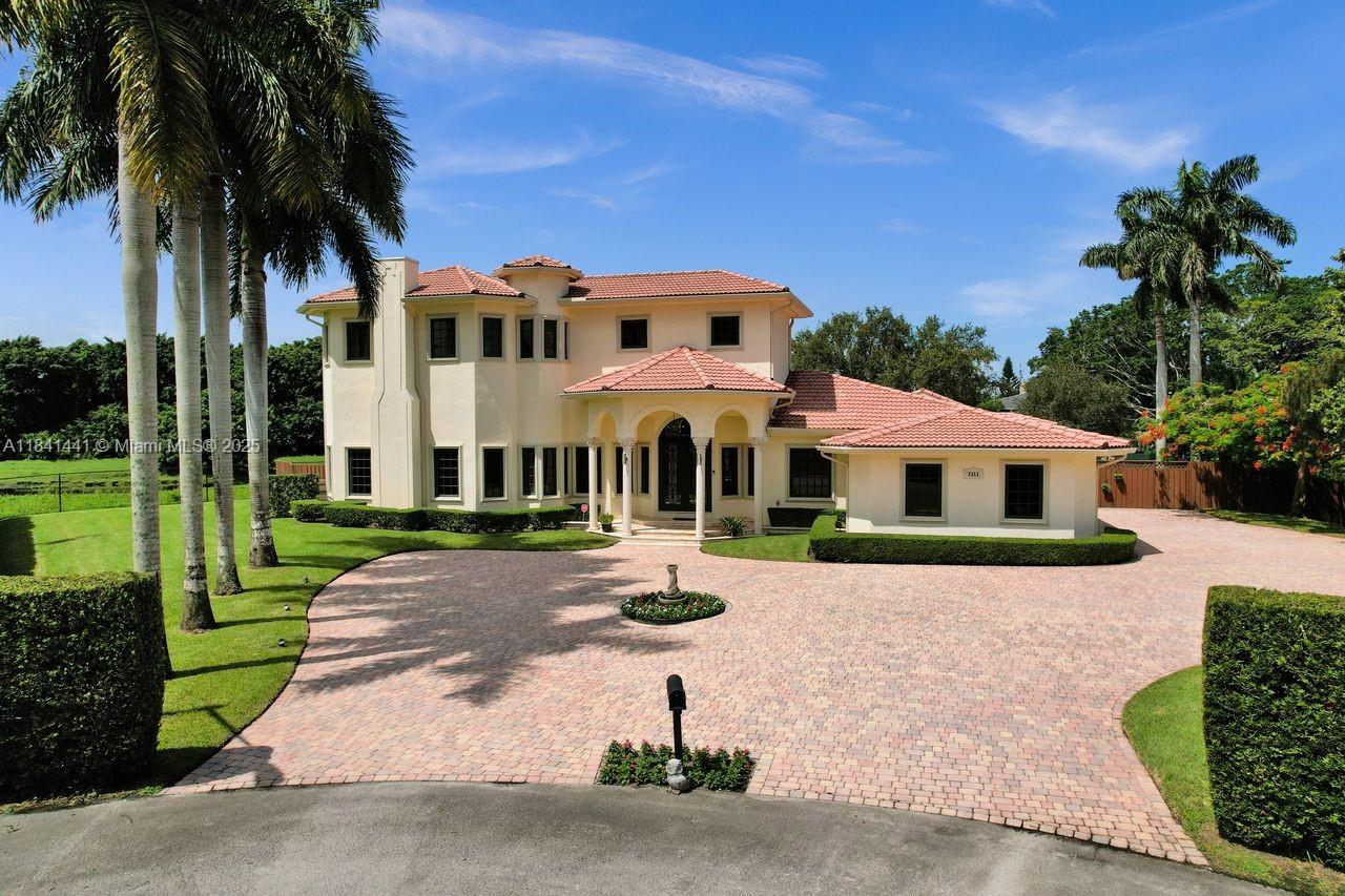 FLAMINGO GROVES - Residential