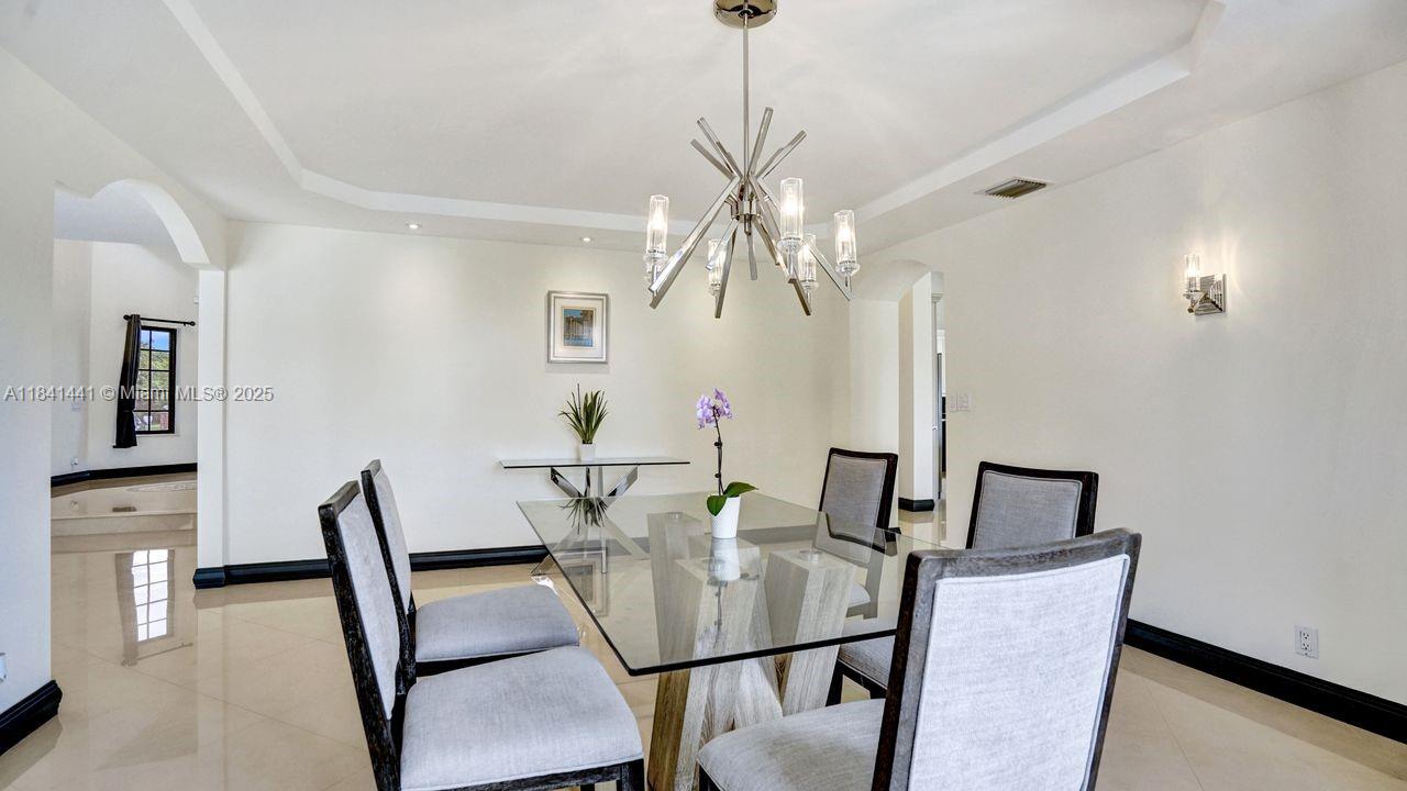 FLAMINGO GROVES - Residential