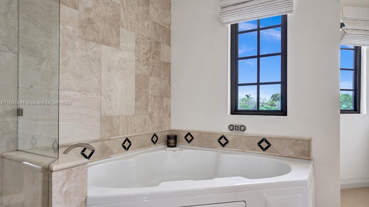 FLAMINGO GROVES - Residential