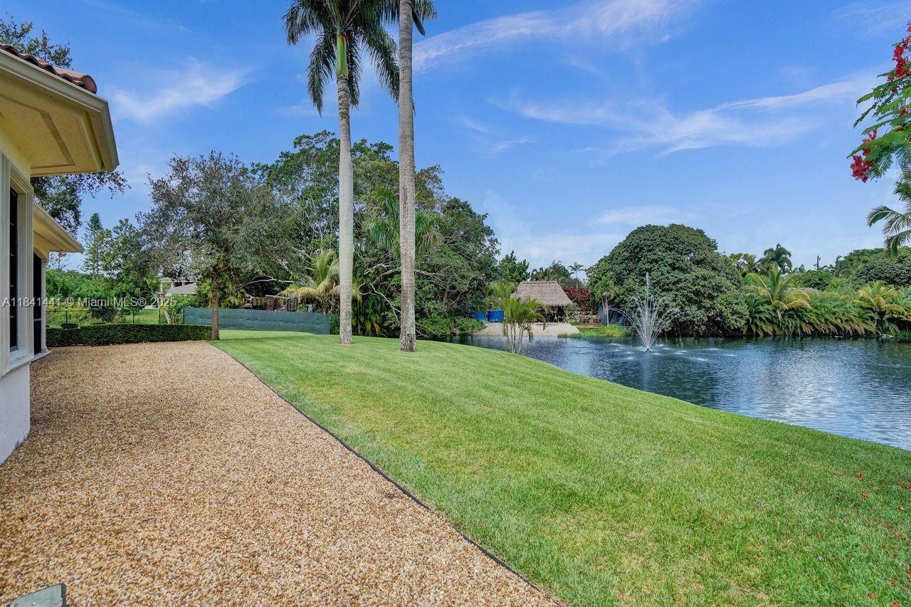 FLAMINGO GROVES - Residential