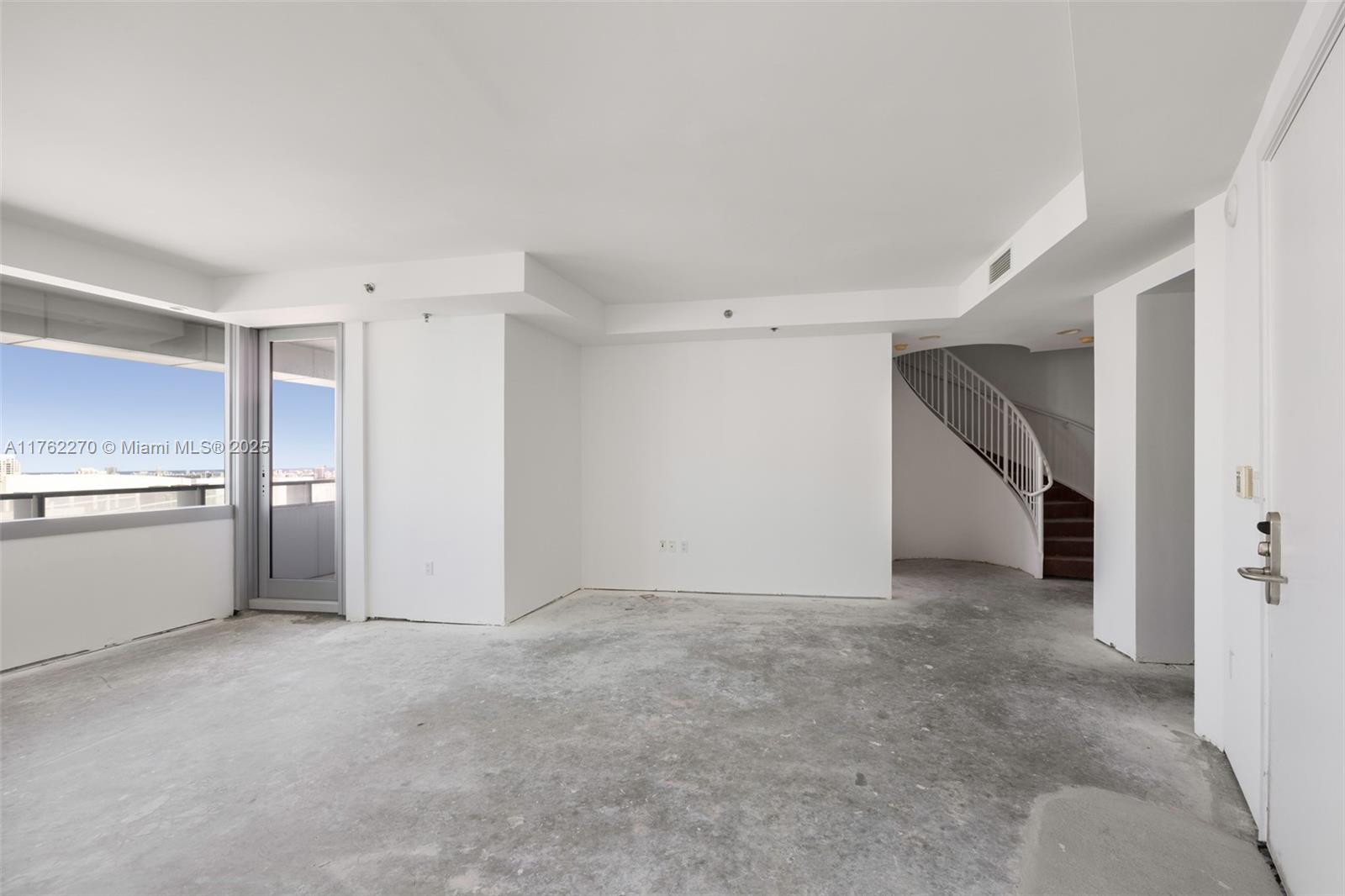 MAYFIELD CONDO - Residential