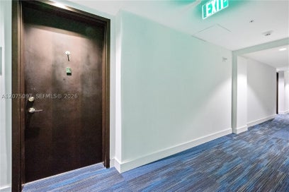 999 SW 1st Ave 2504 Miami FL 33130