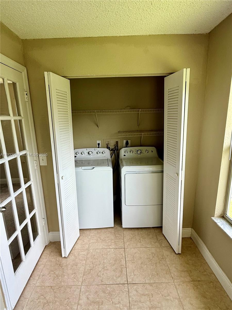 ISLES AT LAGO MAR CONDO - Residential Lease