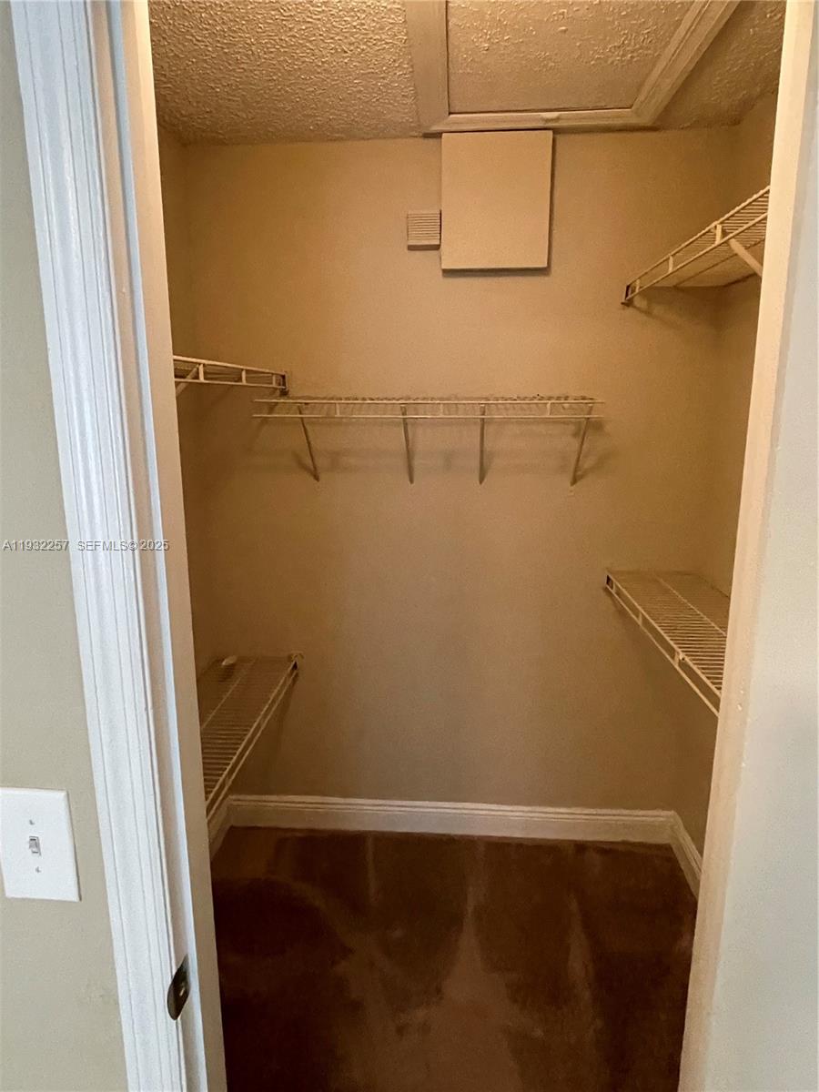 ISLES AT LAGO MAR CONDO - Residential Lease