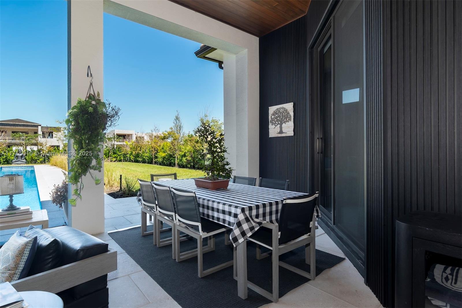 FLA FRUIT LANDS CO - Residential