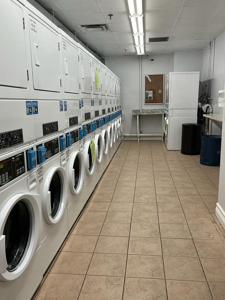 MADISON DOWNTOWN CONDO - Residential Lease