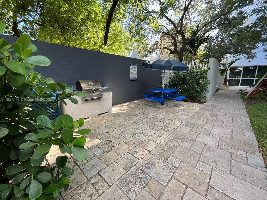 800 N Miami Ave E-606