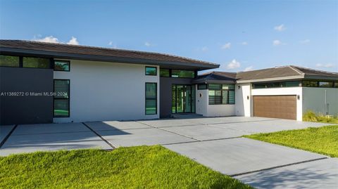 A home in Plantation