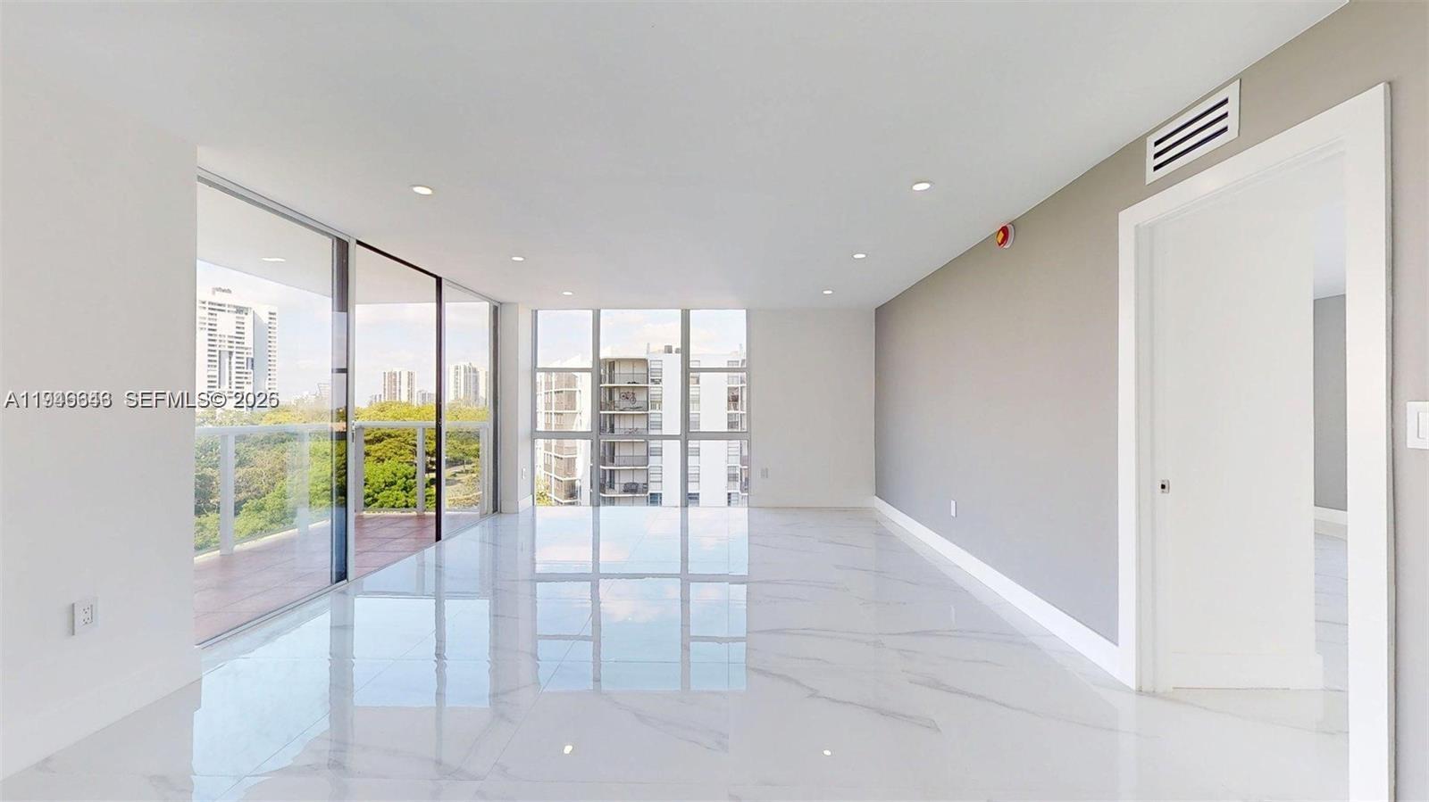 3625 N Country Club Dr 609