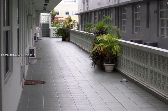 524 Washington Ave 310