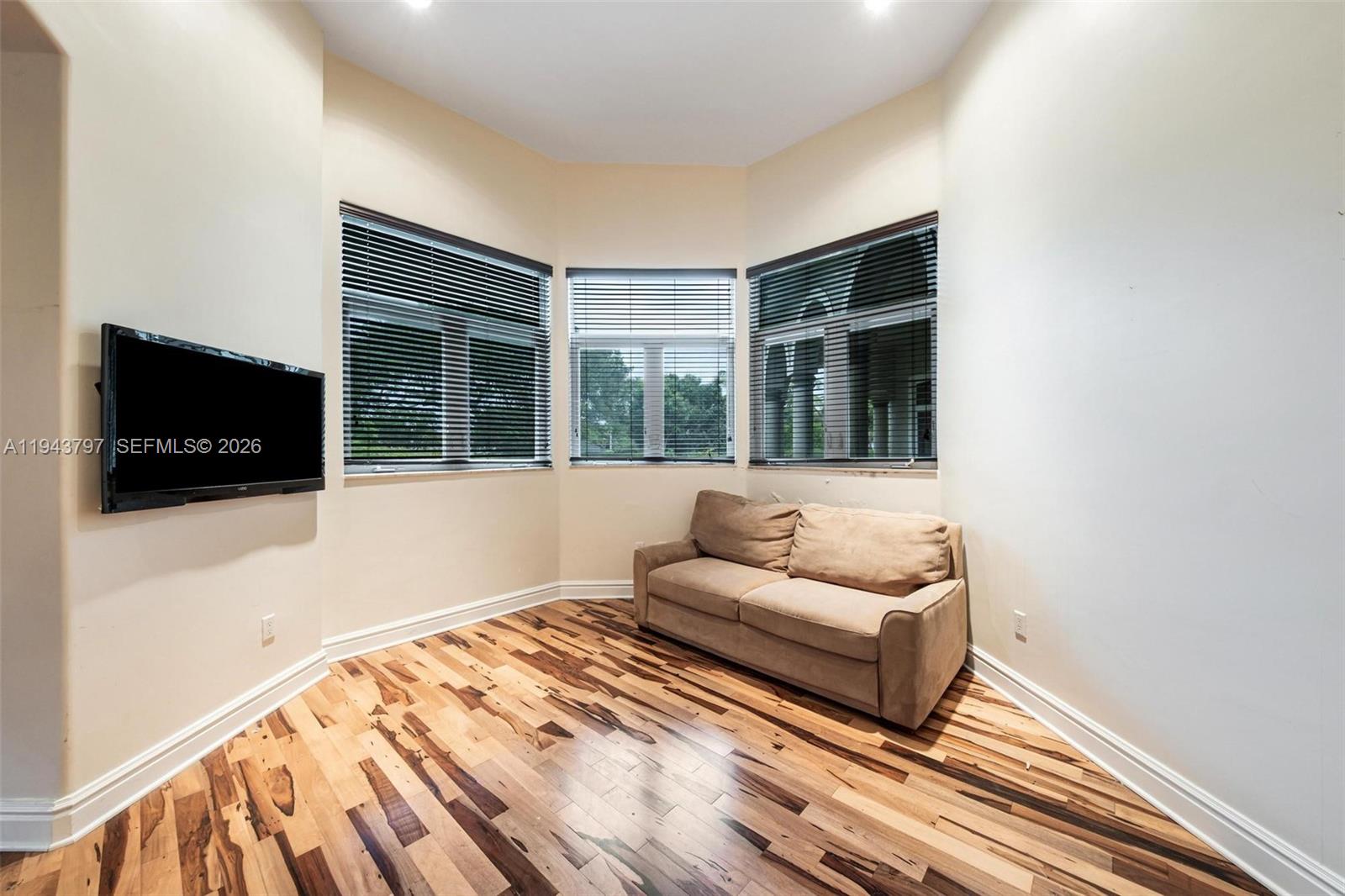 BISC GARDENS SEC F PT 1 - Residential