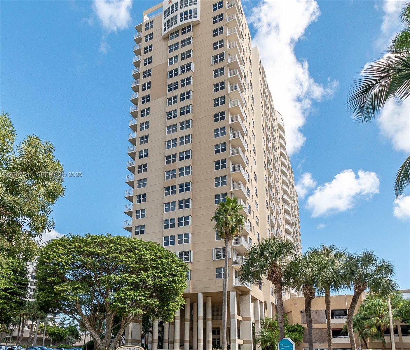 ISOLA CONDO - Residential