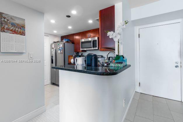 ISOLA CONDO - Residential