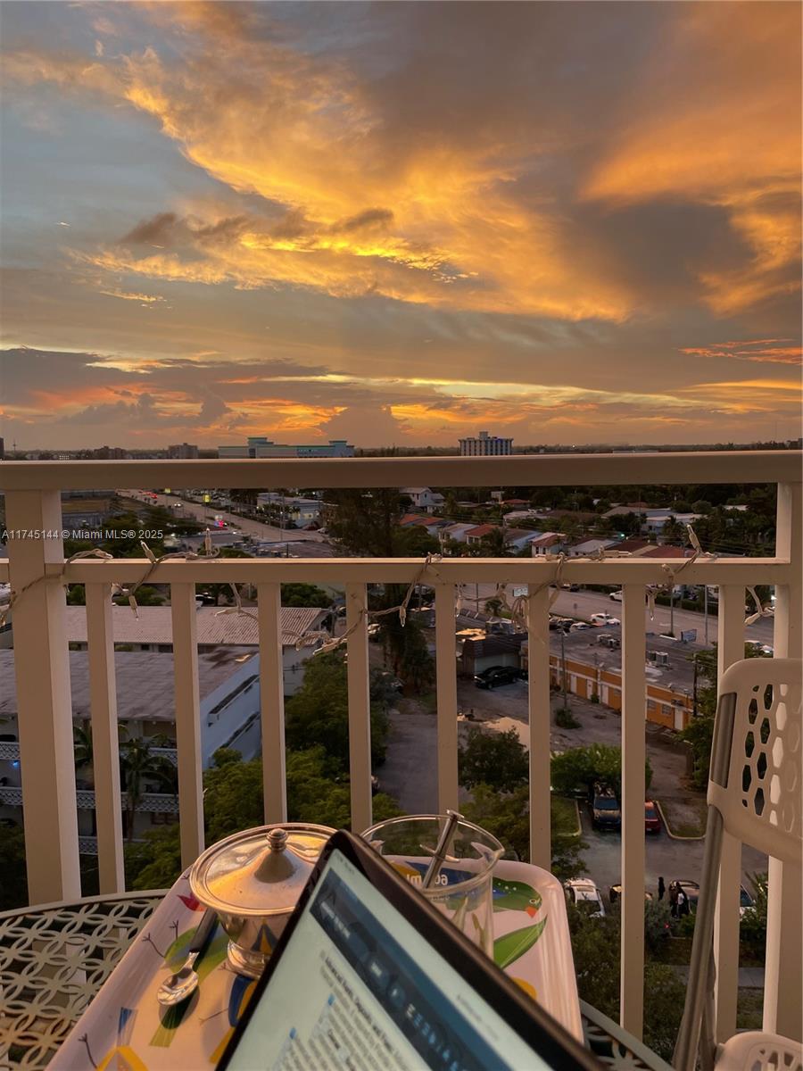 Bayview Palms Condo - Residential