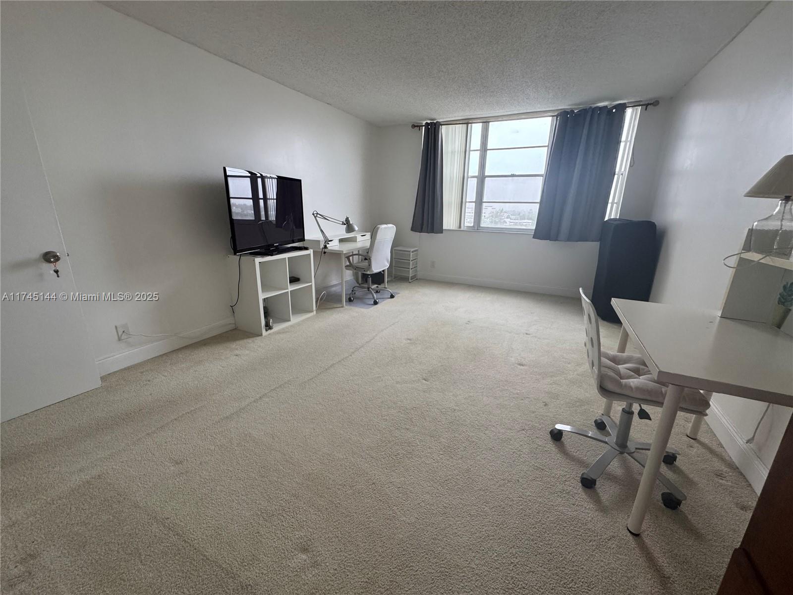 Bayview Palms Condo - Residential