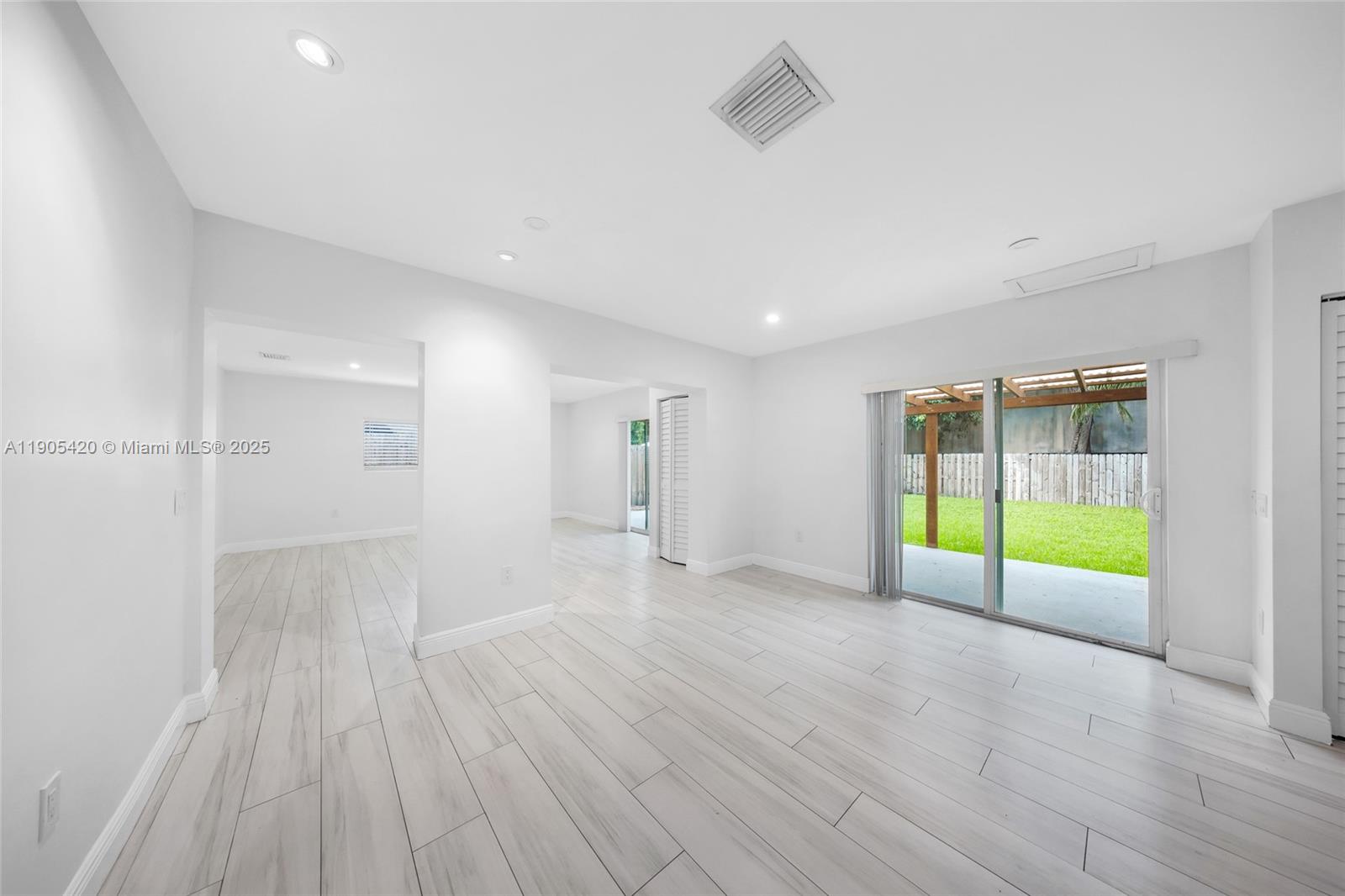 LOOK HOMESITES NO 2 - Residential Lease