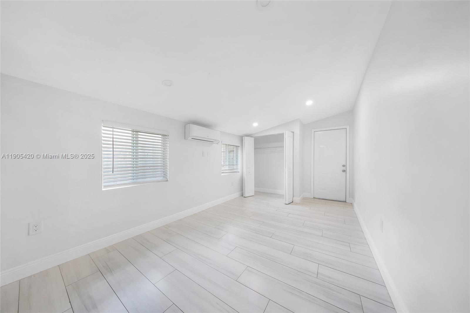 LOOK HOMESITES NO 2 - Residential Lease