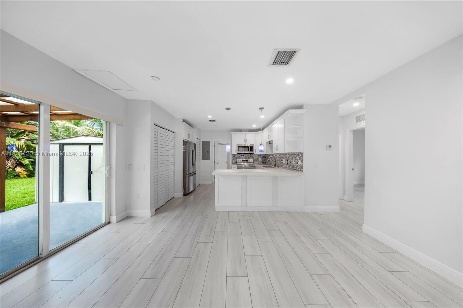 LOOK HOMESITES NO 2 - Residential Lease