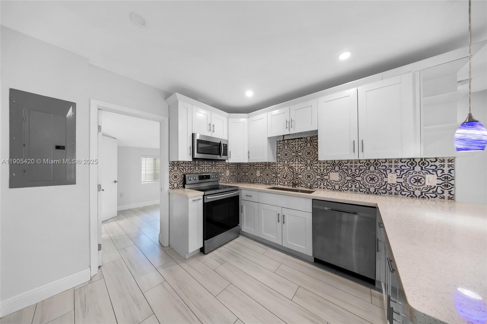 LOOK HOMESITES NO 2 - Residential Lease