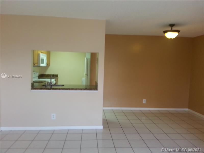 Move in ready 2 bedrooms 2 bathrooms condo centrally located in Win ding Lakes at Welleby. Nicely maintained, kitchen with granite counter tops, tile throughout living areas & laminated wood floors in the bedrooms. Easy to show. Easy access to mayor highways, Saw-grass Mall, restaurants and entertainment.