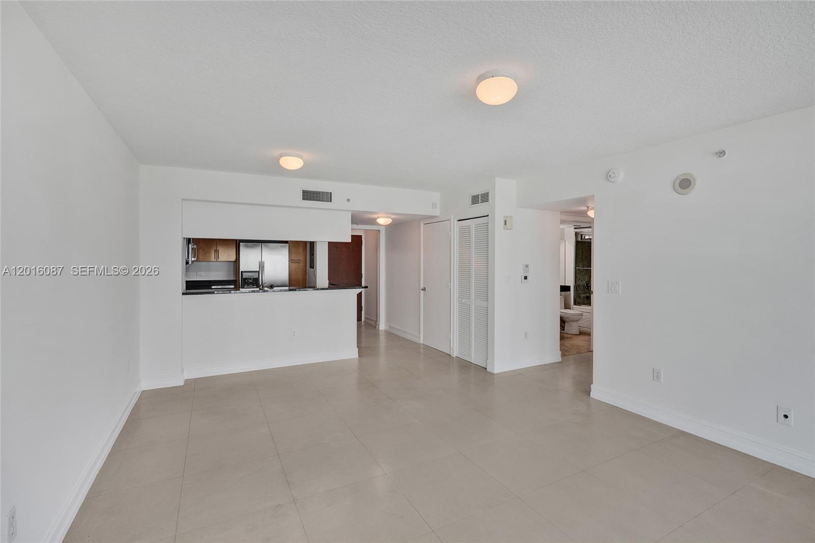 BRICKELL ON THE RIVER N T - Residential Lease