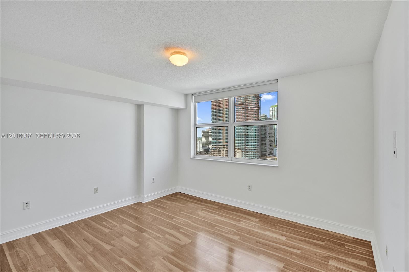 BRICKELL ON THE RIVER N T - Residential Lease