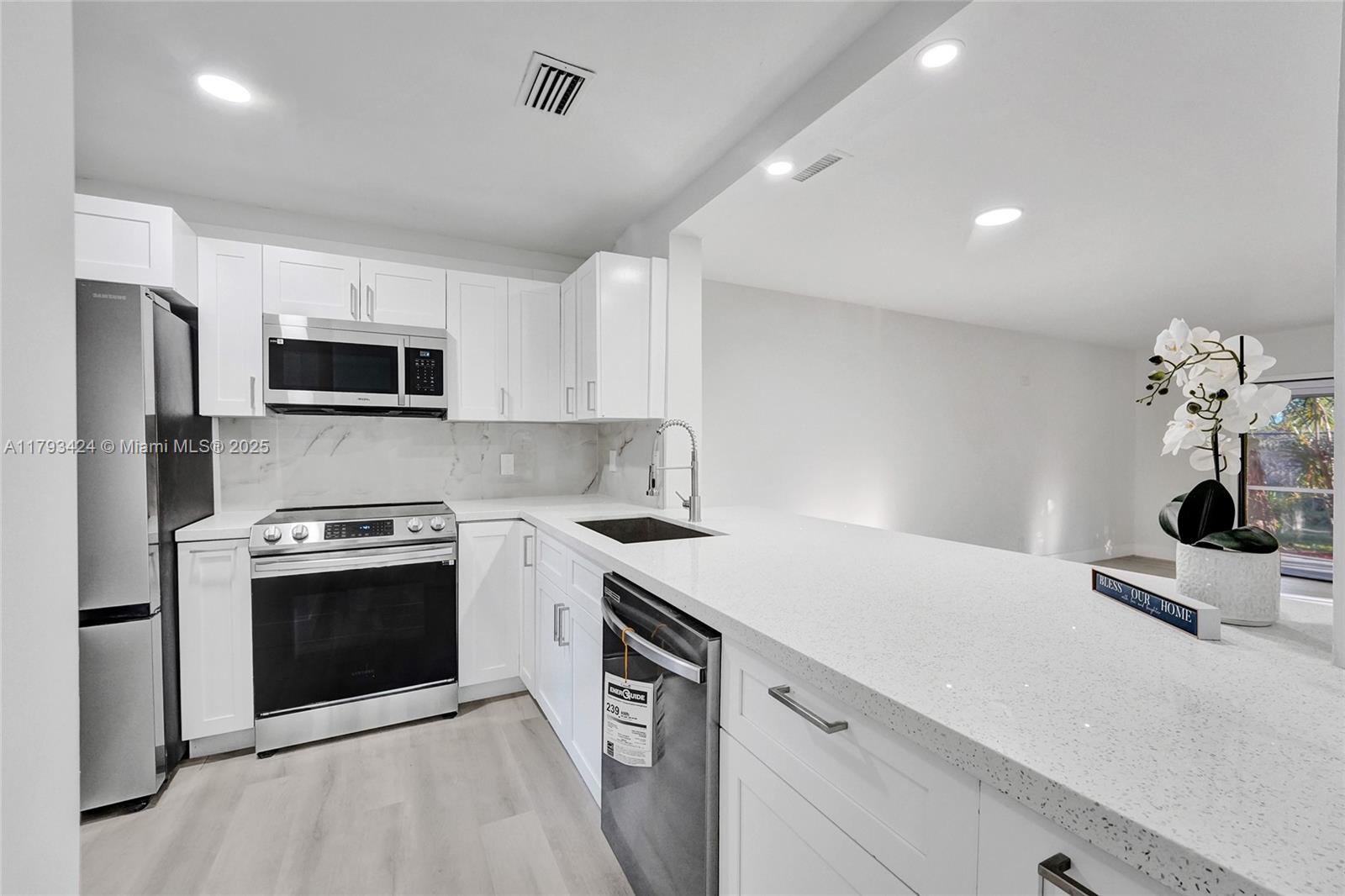 856 NW 47th St 856