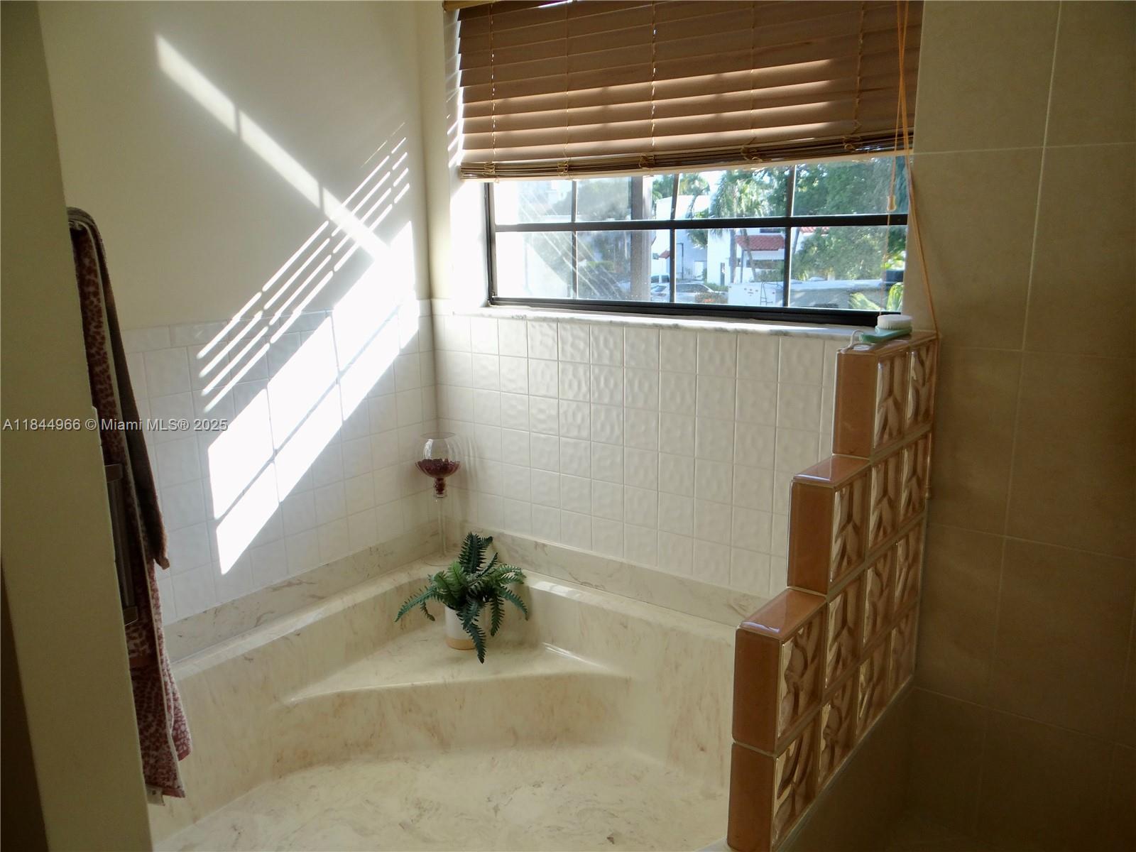 MARINER VILLAGE GARDEN CO - Residential