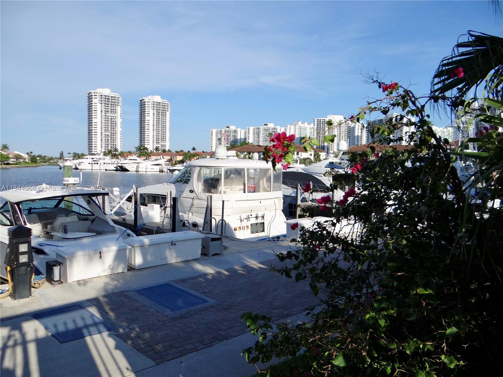 MARINER VILLAGE GARDEN CO - Residential