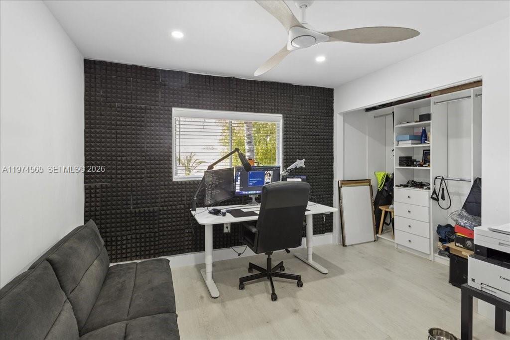 CHAPEL TRAIL REPLAT - Residential