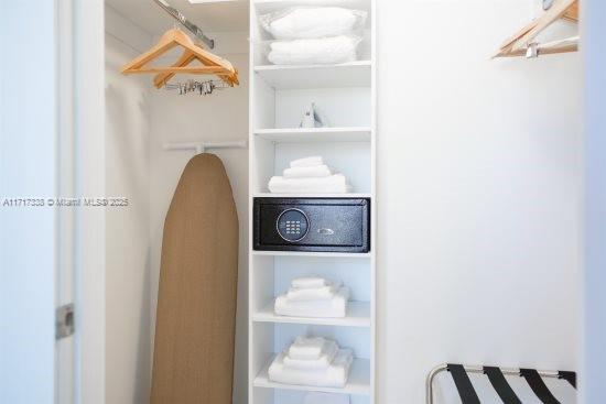 4010 SOUTH OCEAN CONDO - Residential