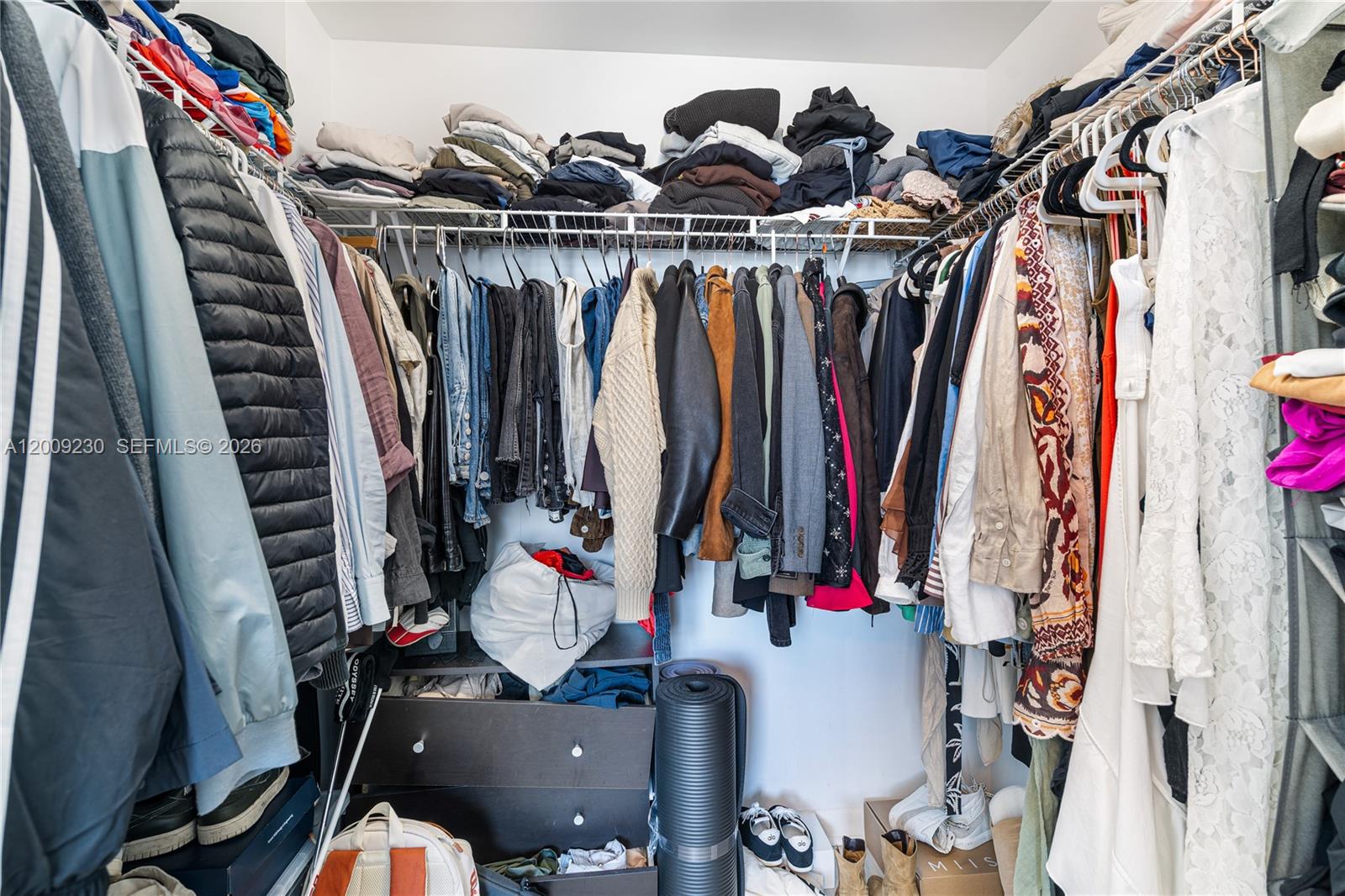 VIZCAYNE SOUTH CONDO - Residential