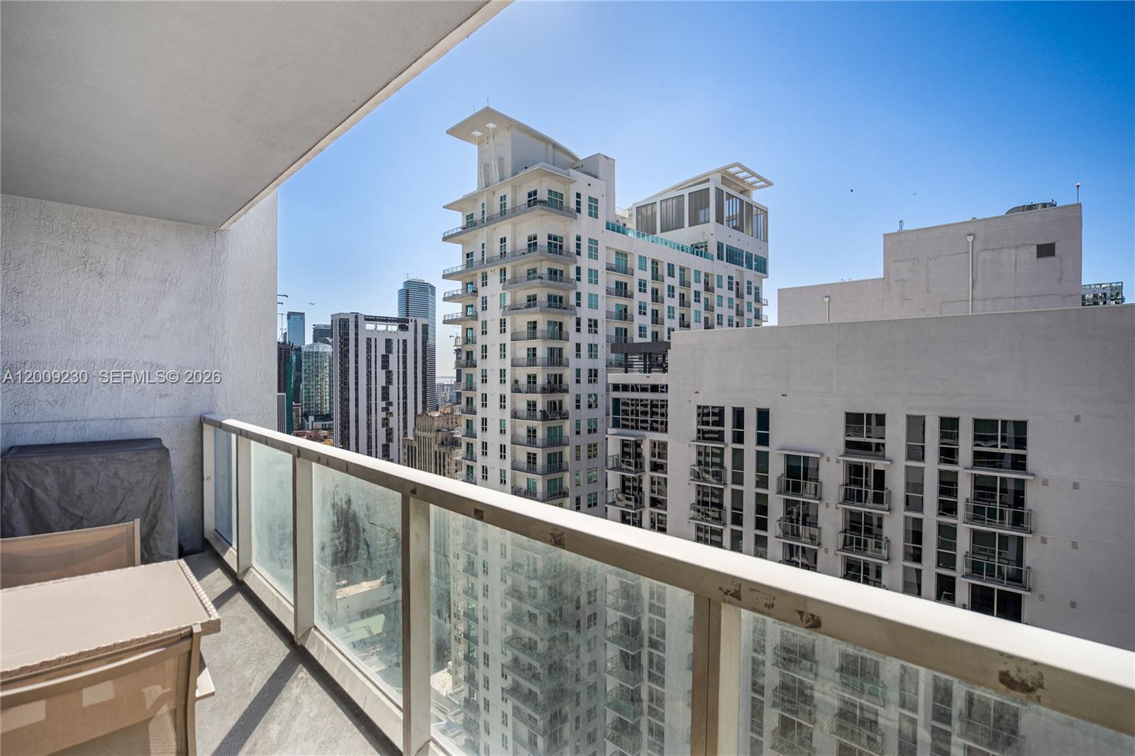 VIZCAYNE SOUTH CONDO - Residential