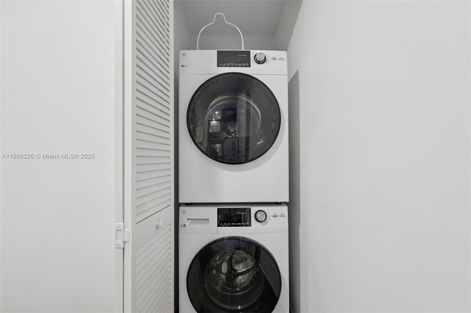 ARTEPARK NORTH CONDO - Residential