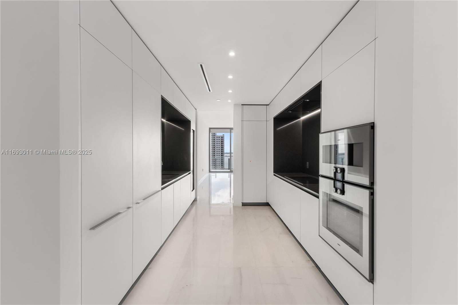 Aston Martin Residences - Residential