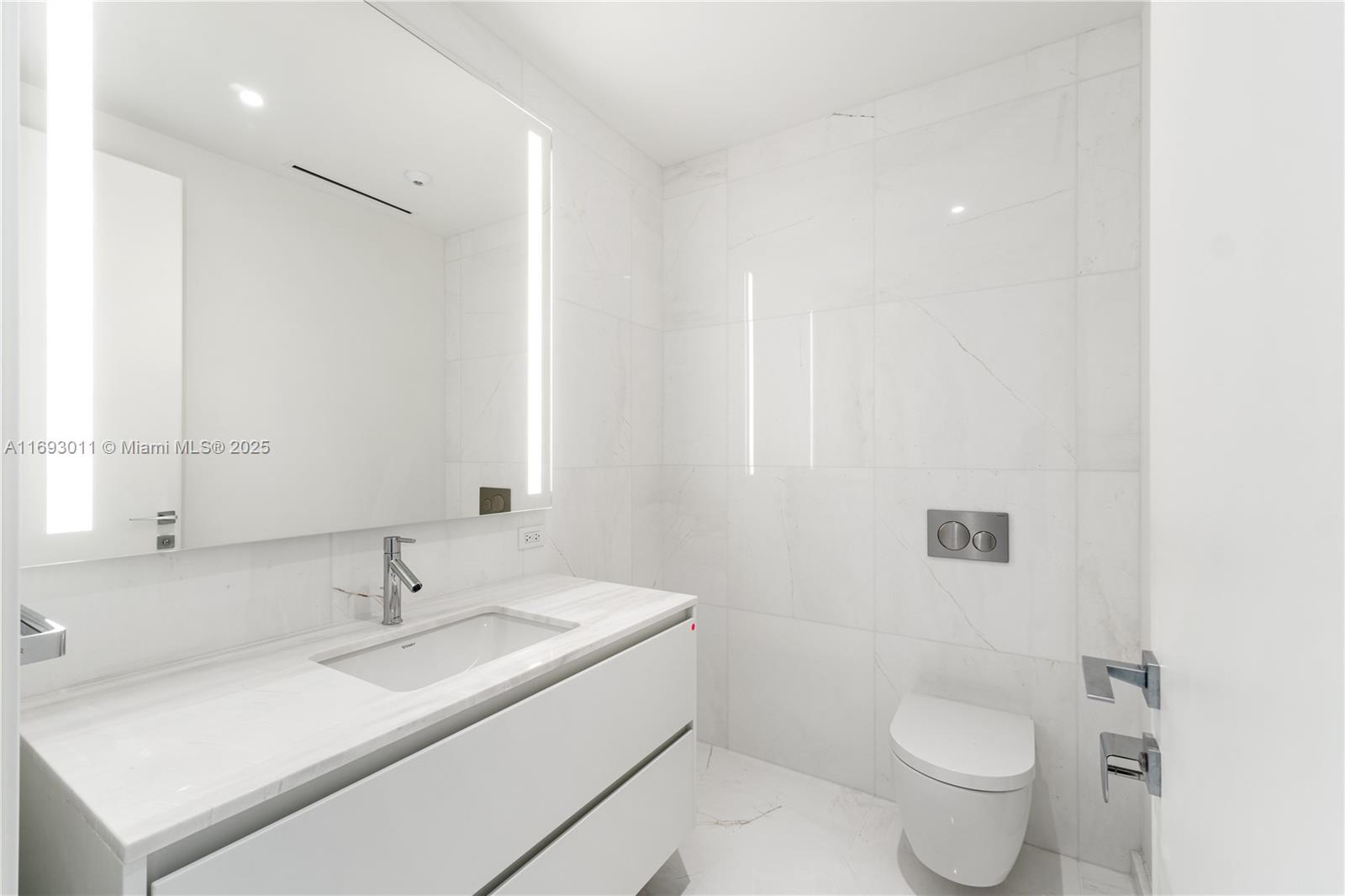 Aston Martin Residences - Residential