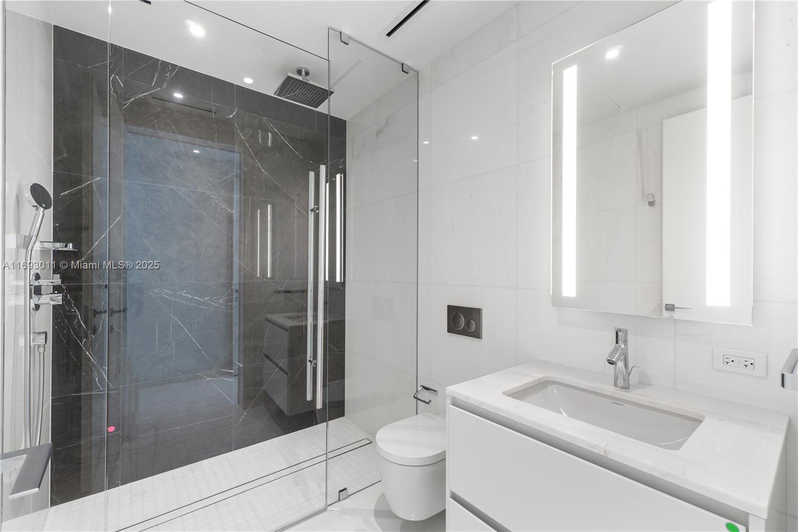 Aston Martin Residences - Residential