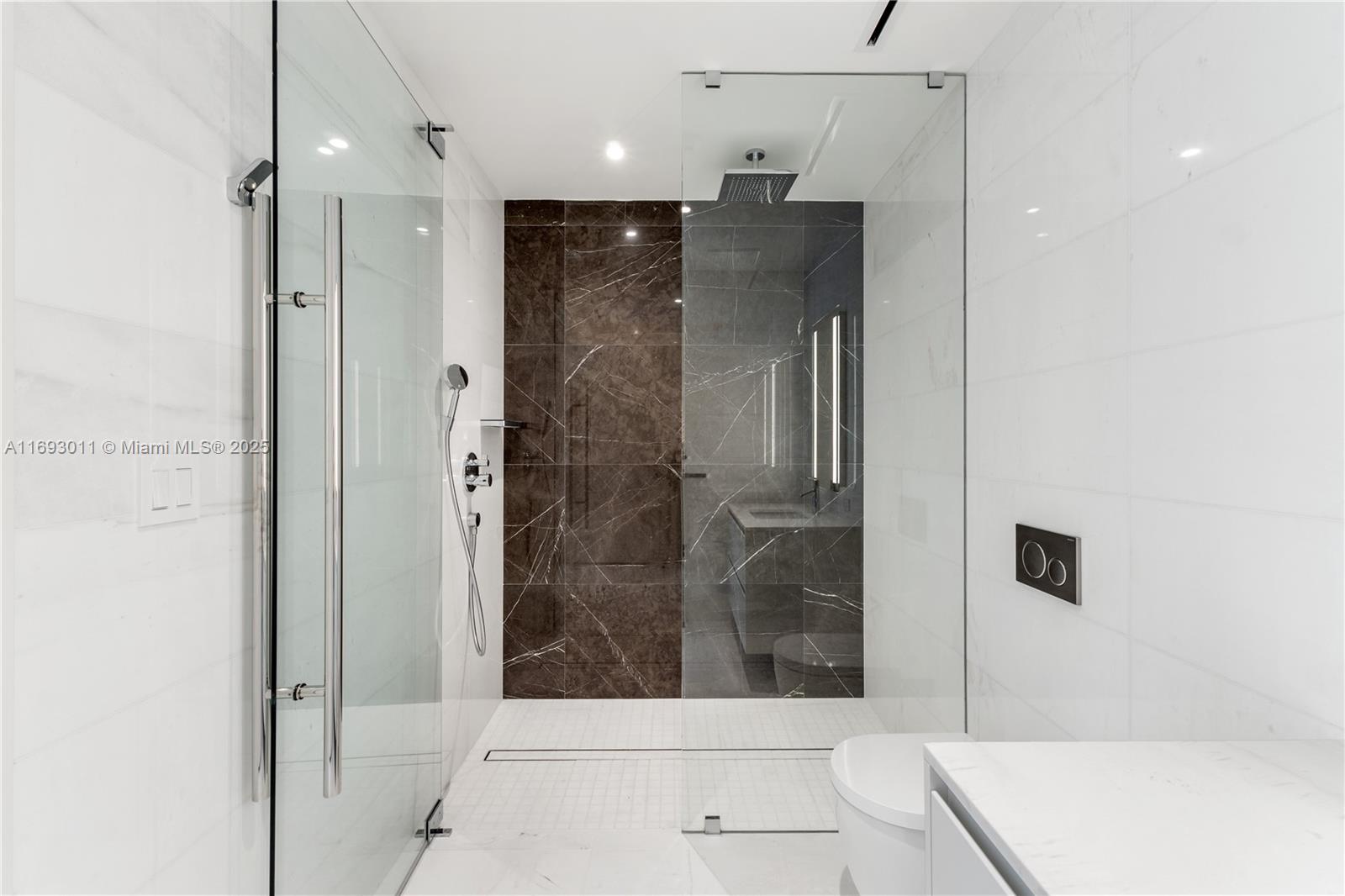 Aston Martin Residences - Residential
