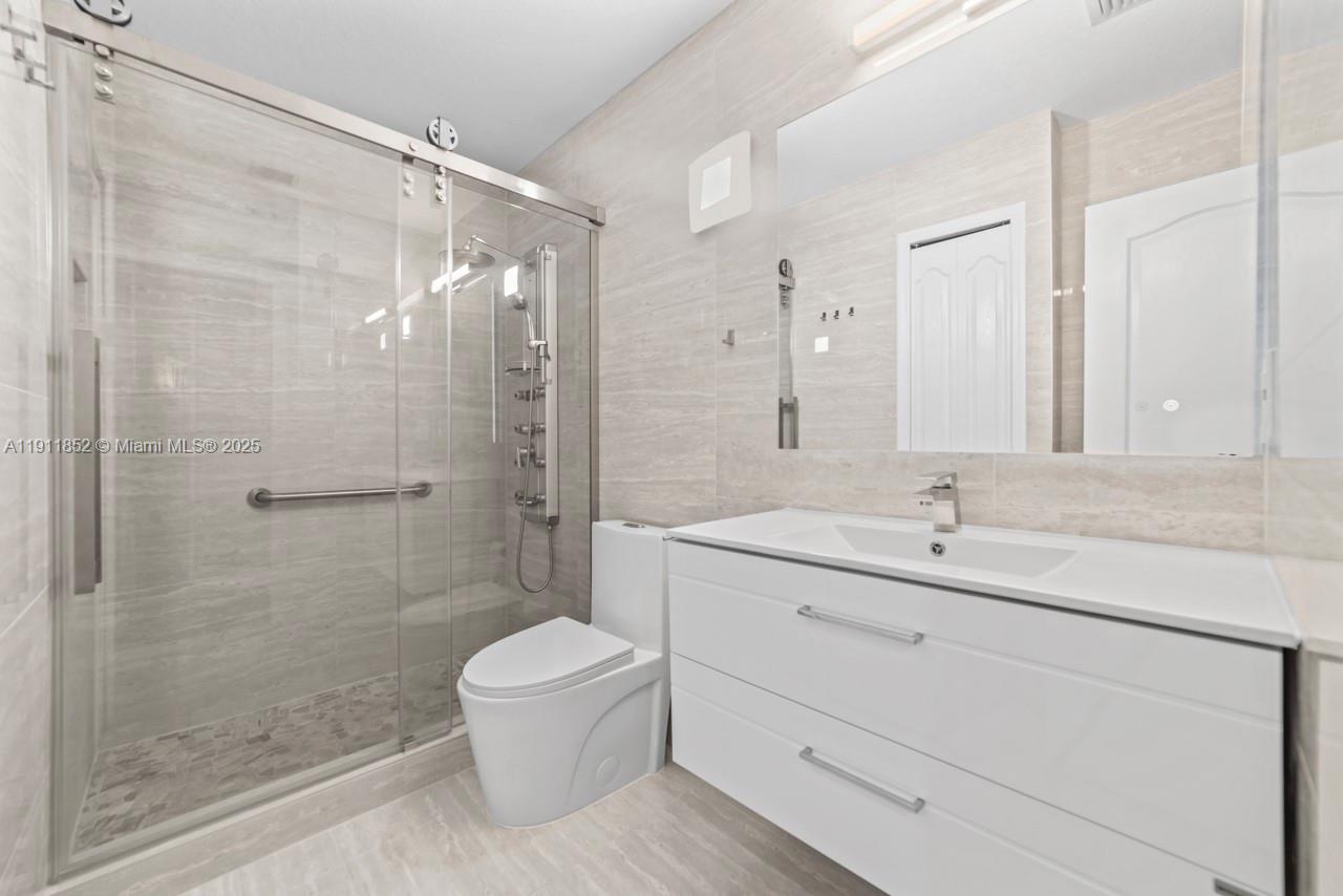 COURTYARDS AT JACARANDA C - Residential