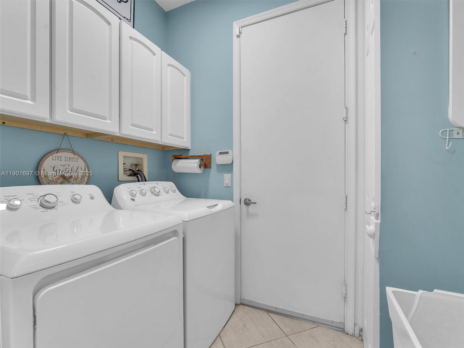 MARINERS COVE OF EAGLE LA - Residential