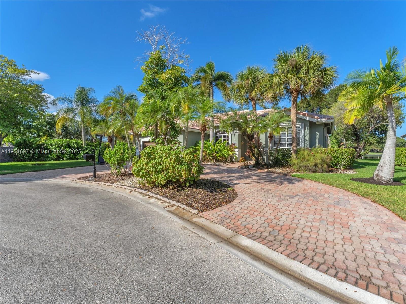 MARINERS COVE OF EAGLE LA - Residential