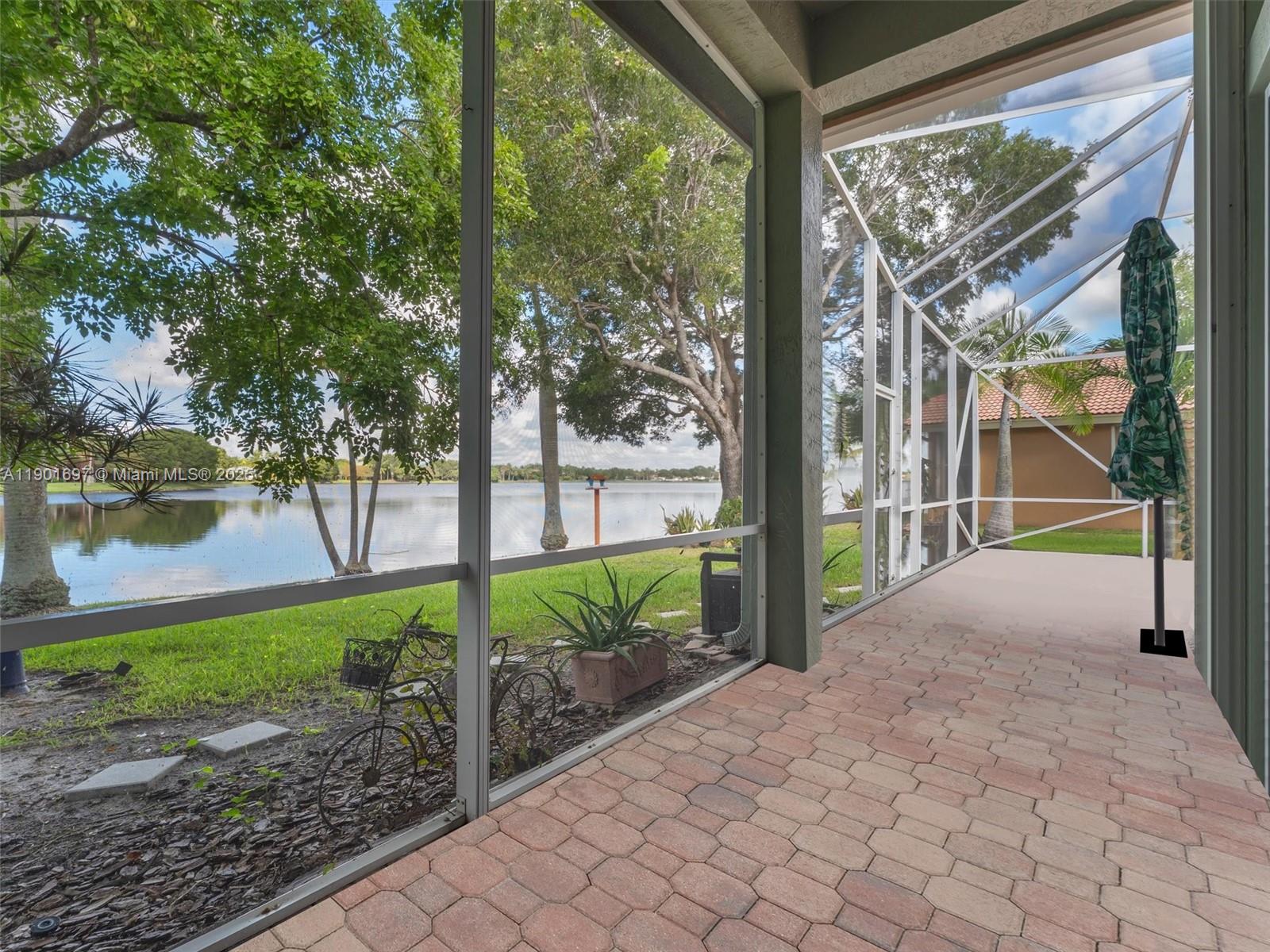 MARINERS COVE OF EAGLE LA - Residential