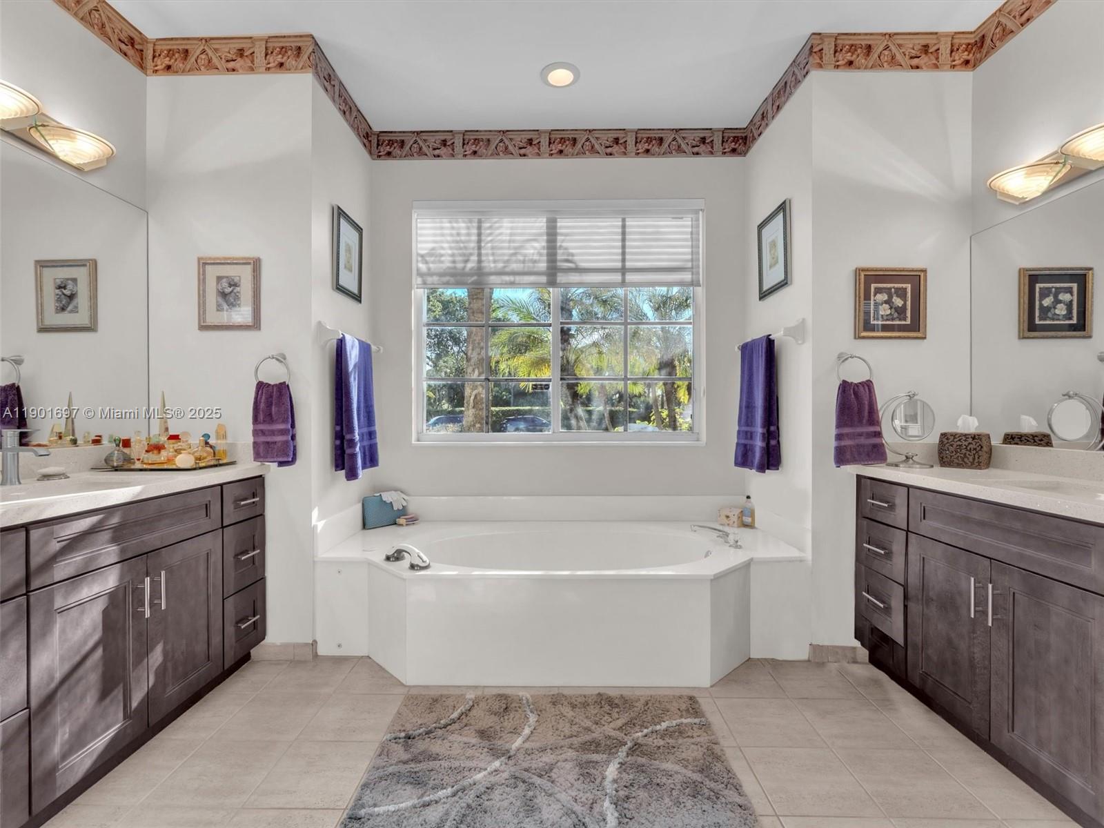 MARINERS COVE OF EAGLE LA - Residential