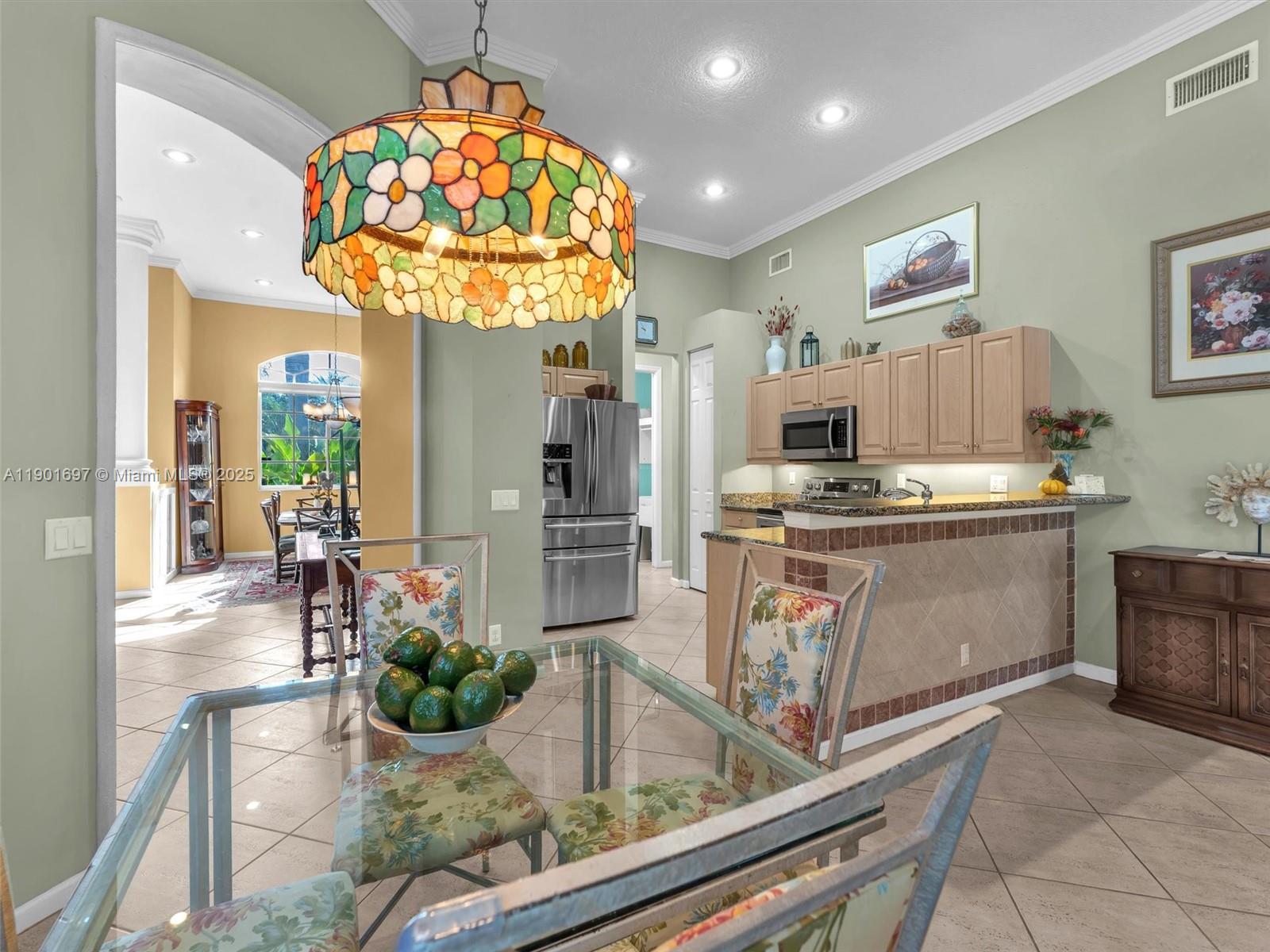 MARINERS COVE OF EAGLE LA - Residential