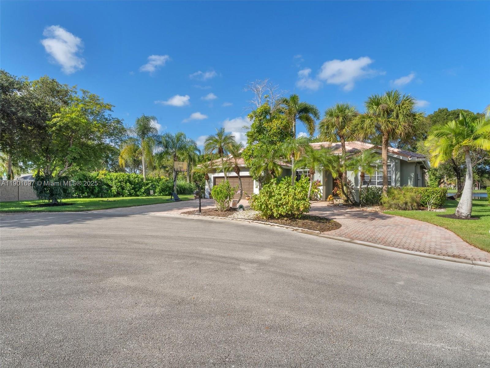 MARINERS COVE OF EAGLE LA - Residential