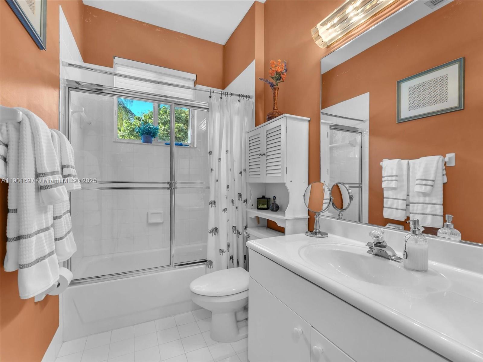 MARINERS COVE OF EAGLE LA - Residential