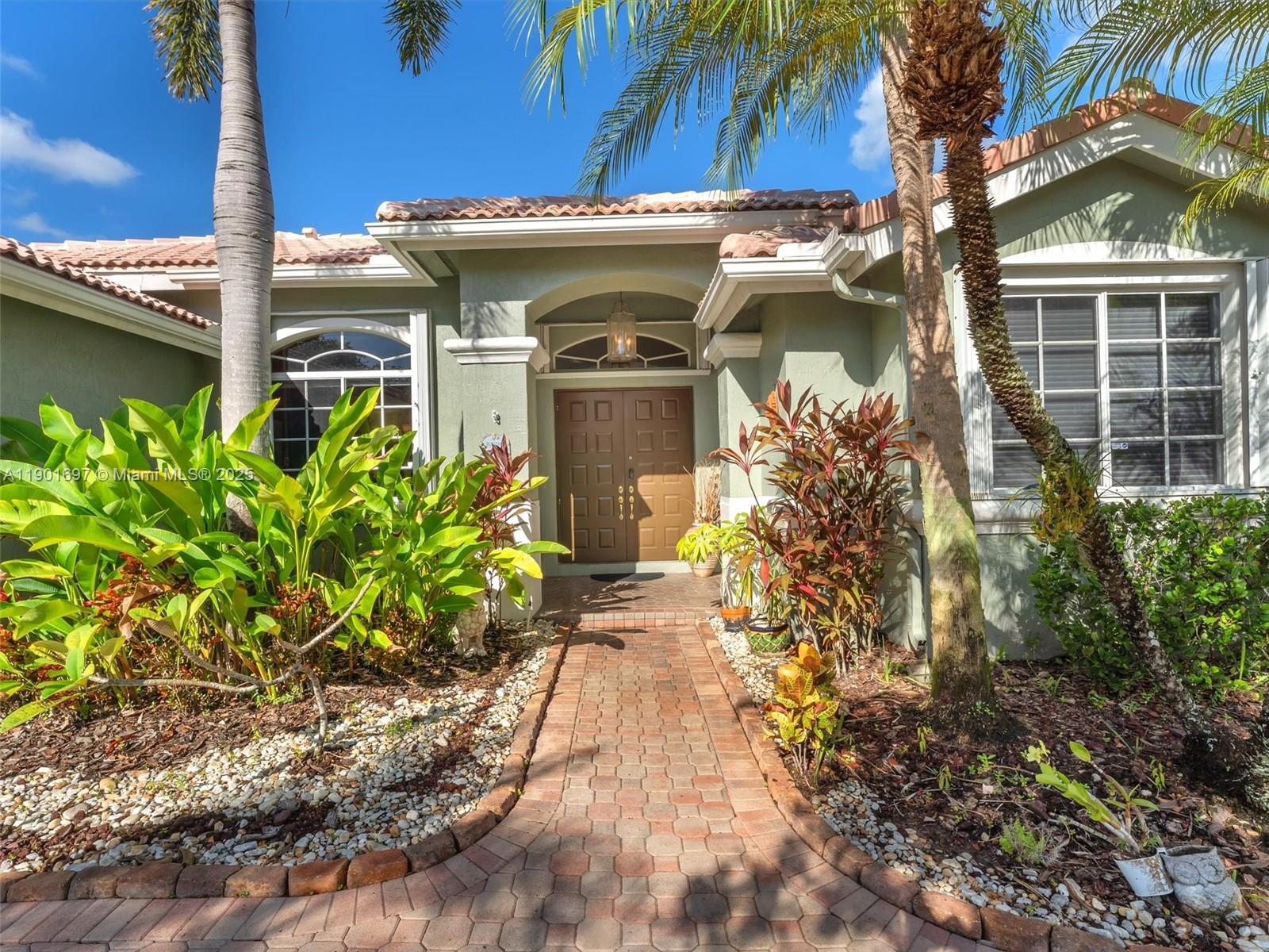 MARINERS COVE OF EAGLE LA - Residential