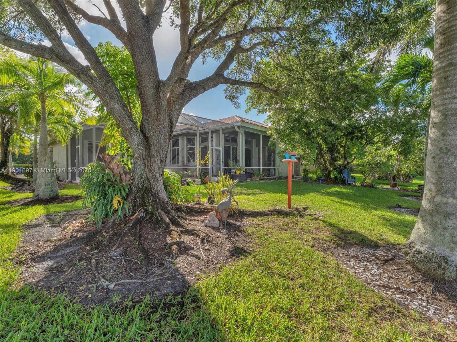 MARINERS COVE OF EAGLE LA - Residential